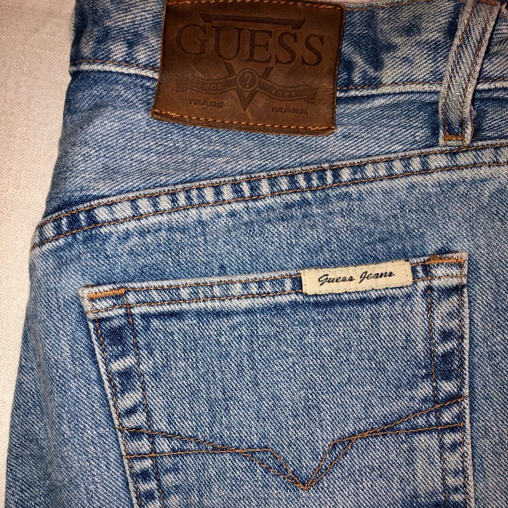 Vintage Guess light wash boyfriend style jeans